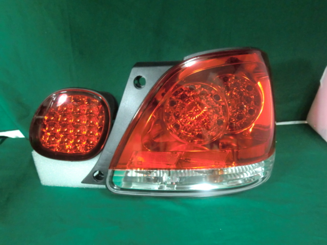 1998-2005/04 GS300 LED蜂巢式 晶鑽紅白 尾燈 倒車燈 (缺貨)